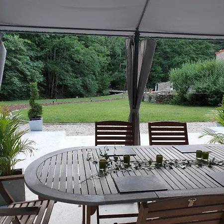 Le Domaine Du Bien-etre Égliseneuve-des-Liards